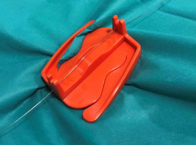 Crabclamp earns CE mark approval as a Class 1s medical device