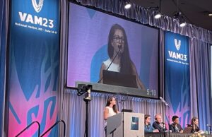 Endothelial cell granted “superhero” status in invited research presentation at VAM 2023 endothelial