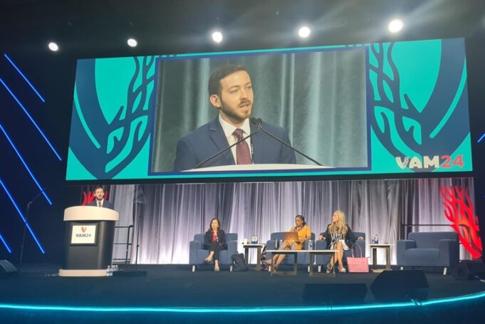 Smoking cessation remains a “ripe target” for improved medication adherence in carotid disease smoking