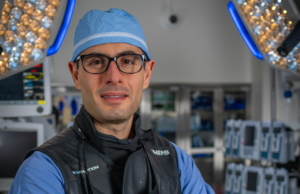 “A different way of innovating”: Cross-disciplinary team tackles endograft removal